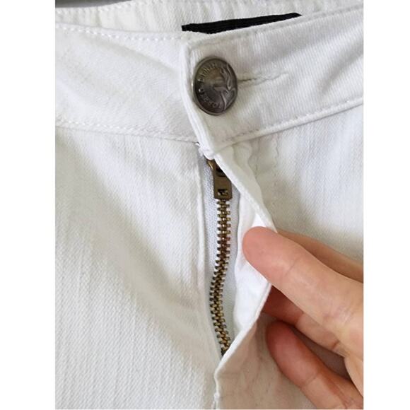 Torrid Distressed Cut Off Raw Hem Denim Jean White Shorts Plus 16 - Picture 3 of 6